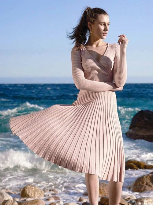 V-neck Long Sleeve Knitted Pleated Midi Dress